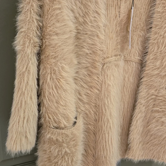 NWT Molly Bracken knit faux fur cardigan - Picture 5 of 7